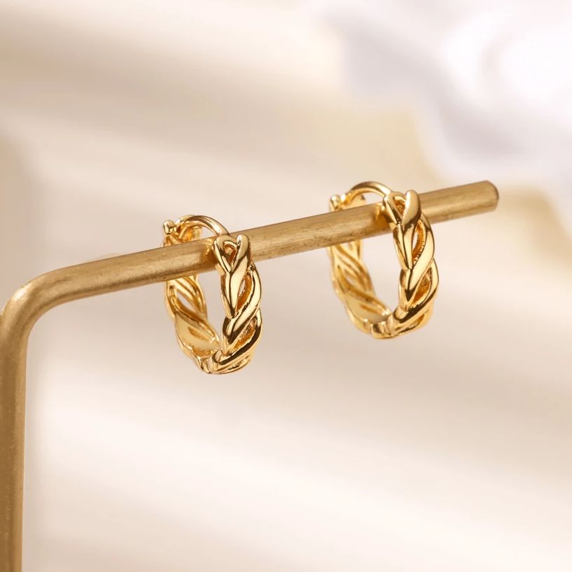 Vintage Hollow Twist Chain Hoo - Vintage Fashion Trends 2025 리뷰 및 가격